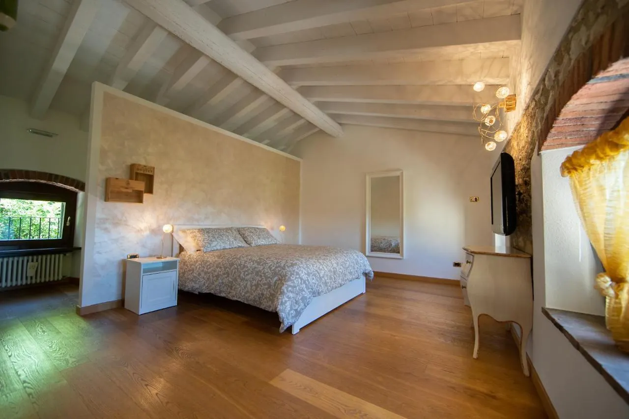 Villa Vitis Negrar Lodge