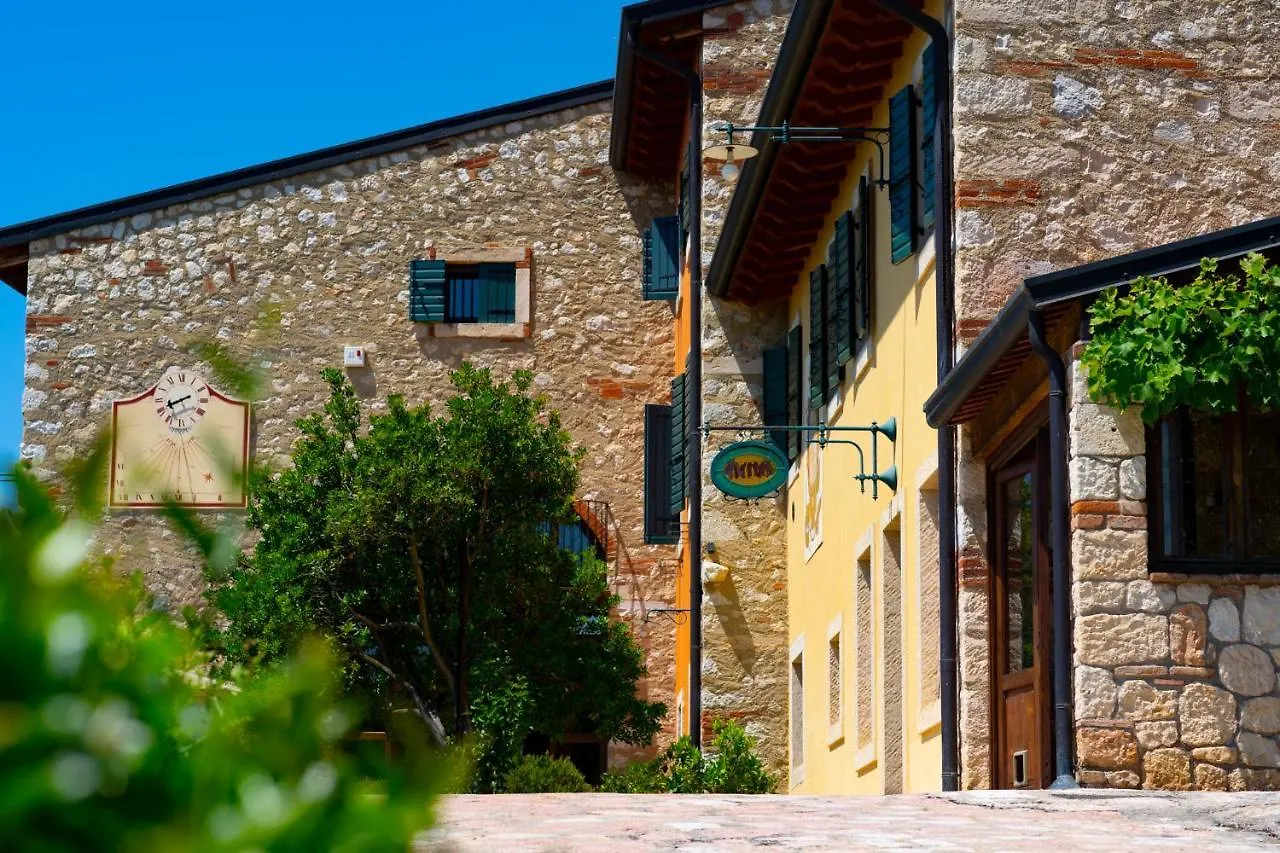 Villa Vitis Negrar Lodge